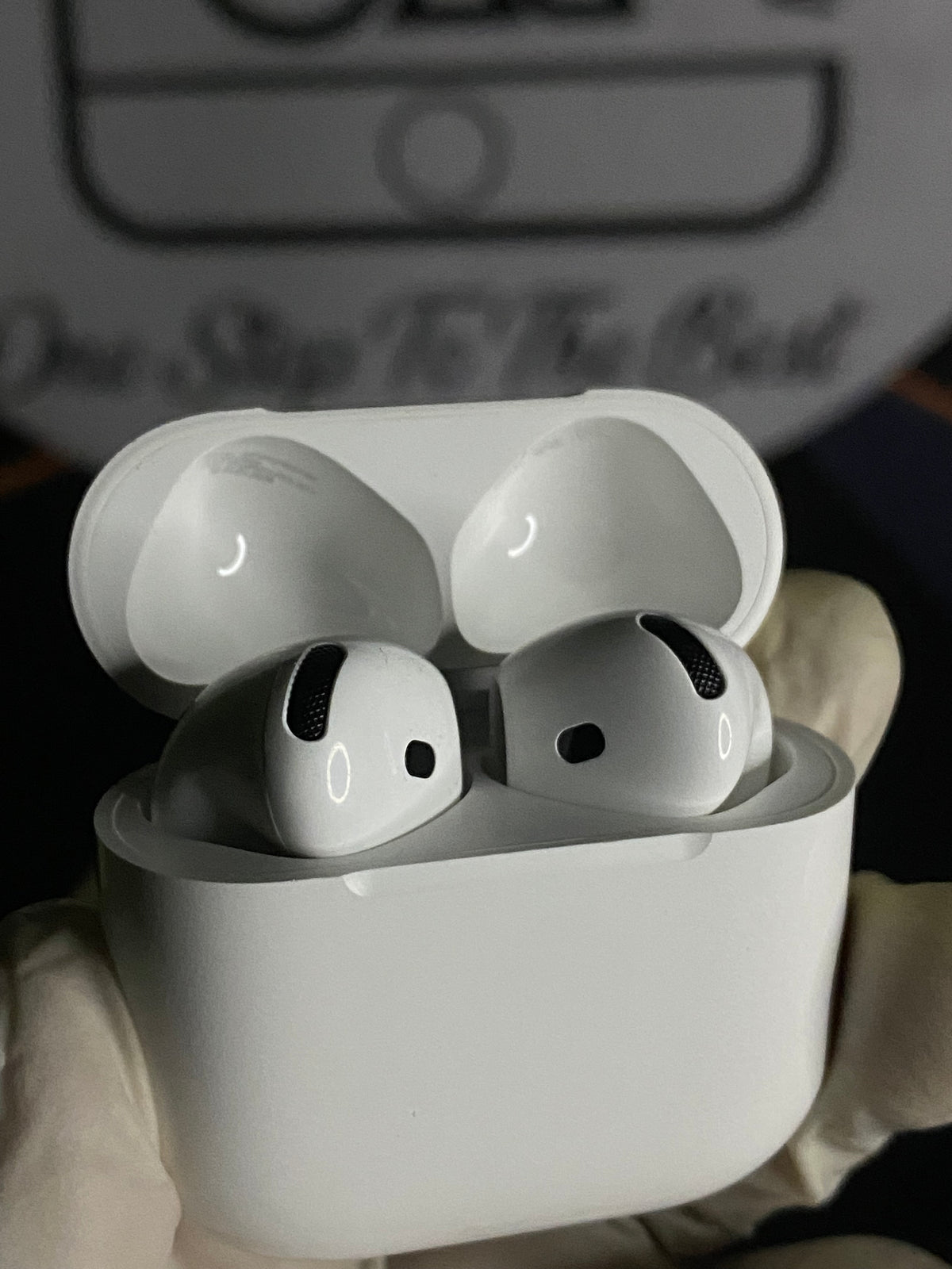 AirPods Pro 4th Generation | Parcel Allow to open